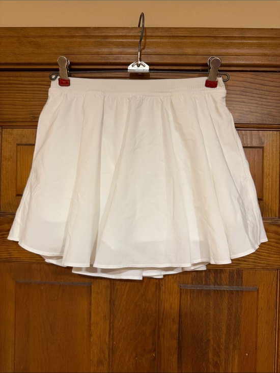 lululemon athletica Dresses & Skirts - Lululemon Tennis Skirt